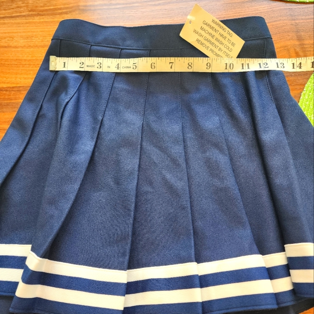 Cheer skirt!
